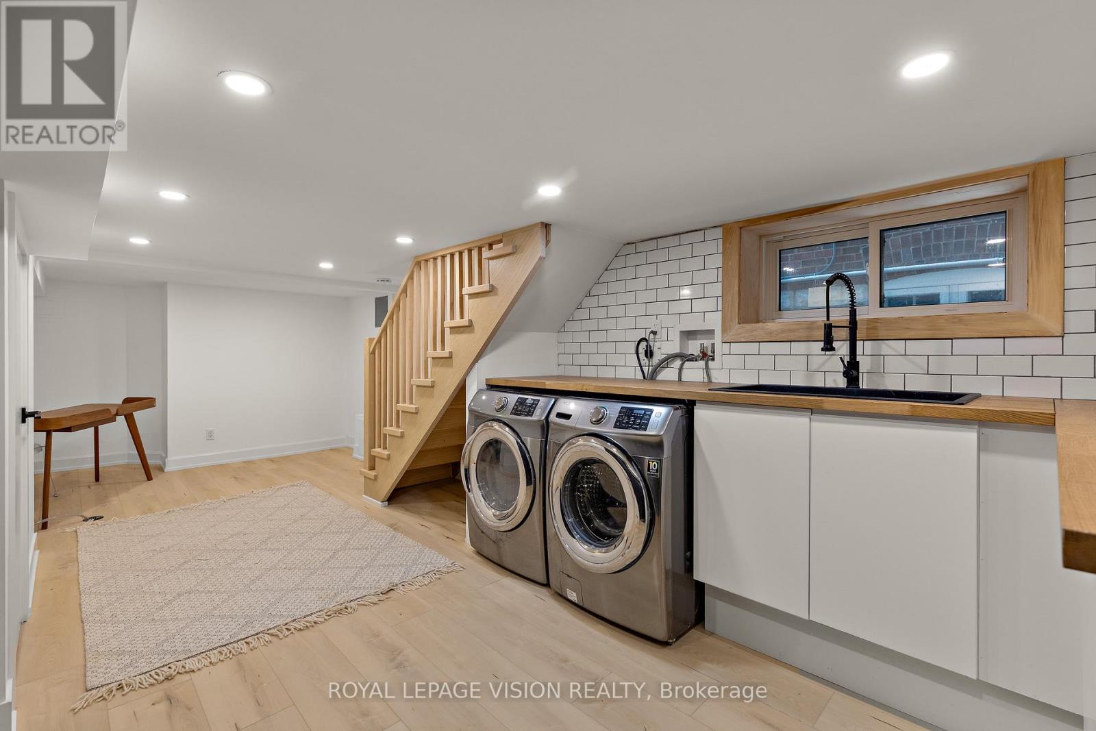 221 BEDFORD PARK AVENUE - 37