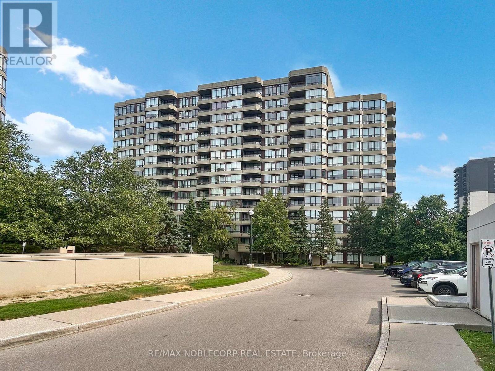 Listing photo of 312 - 91 TOWNSGATE DRIVE