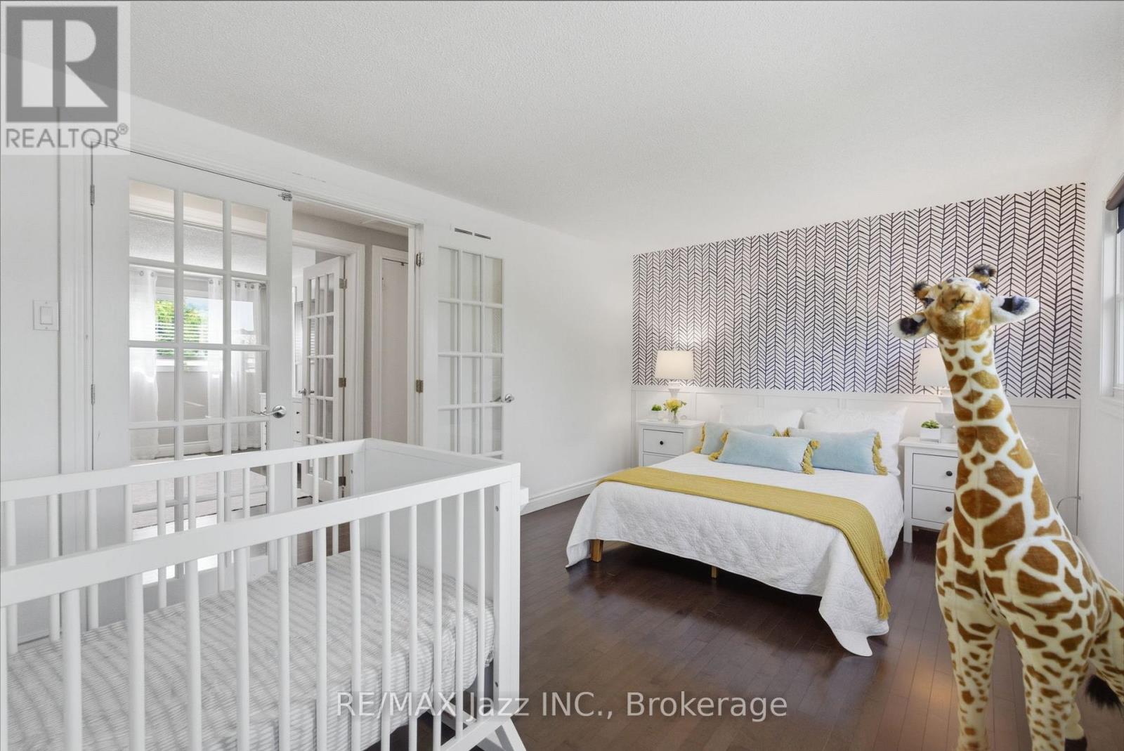 555 COBBLEHILL DRIVE - 23