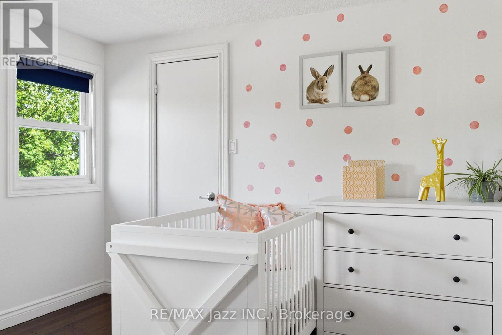 555 COBBLEHILL DRIVE - 25