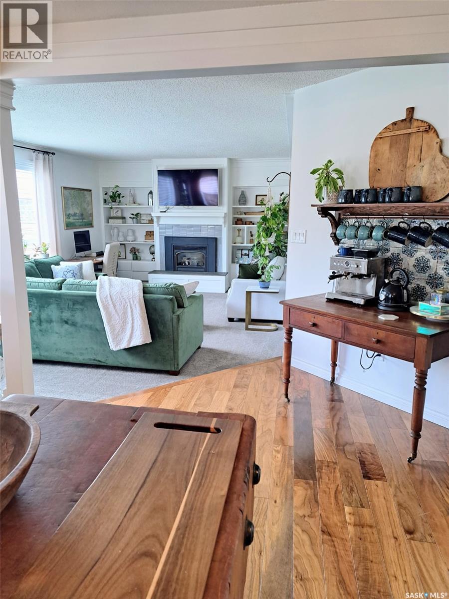310 Willow STREET E - 15