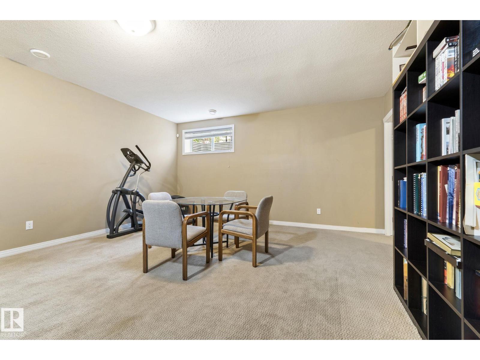 2318 RUTHERFORD WY SW - 32