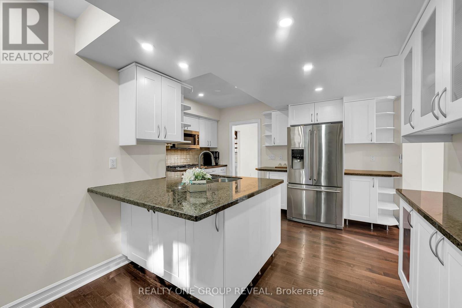 1490 ISLINGTON AVENUE - 11