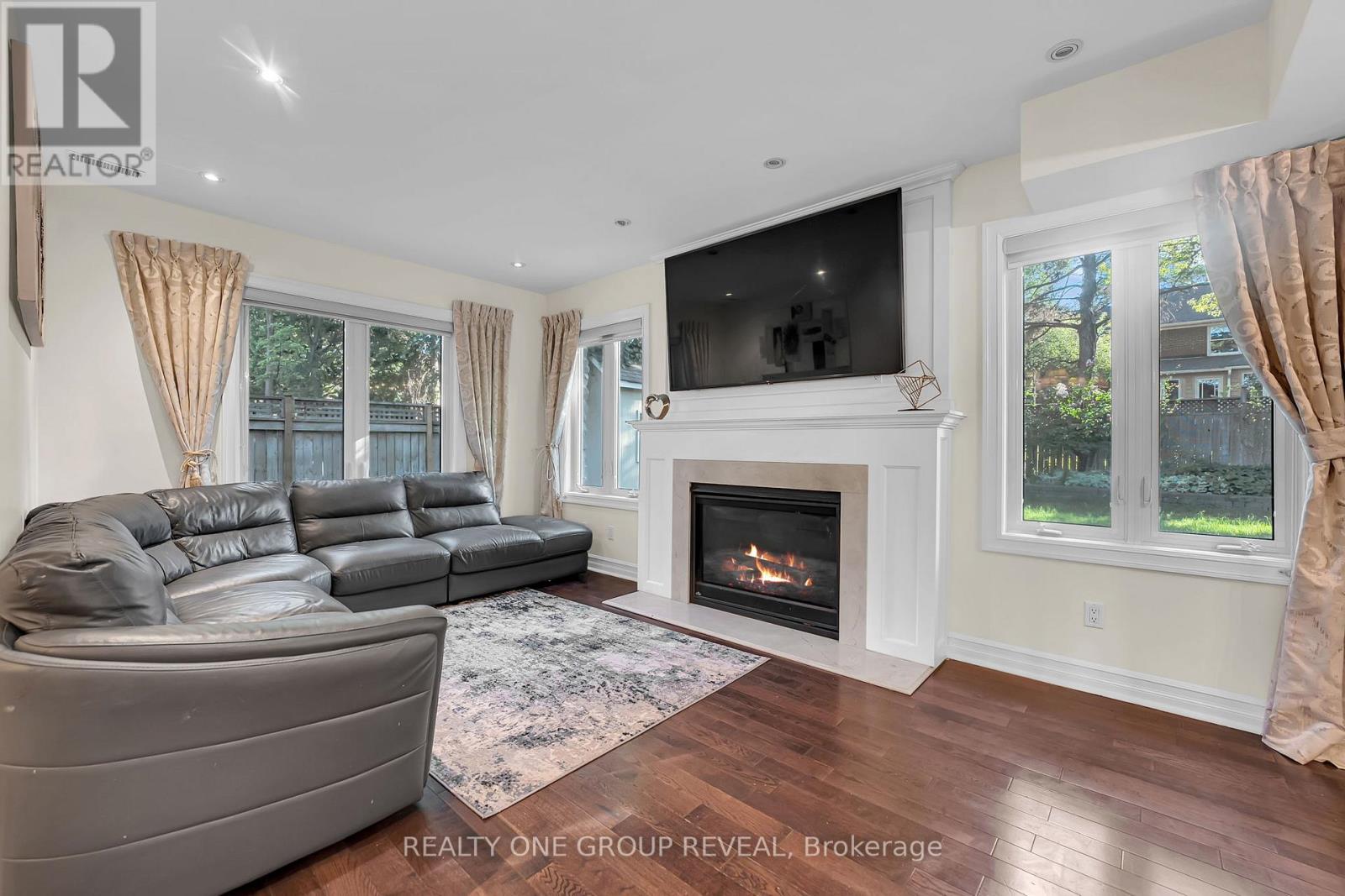1490 ISLINGTON AVENUE - 12