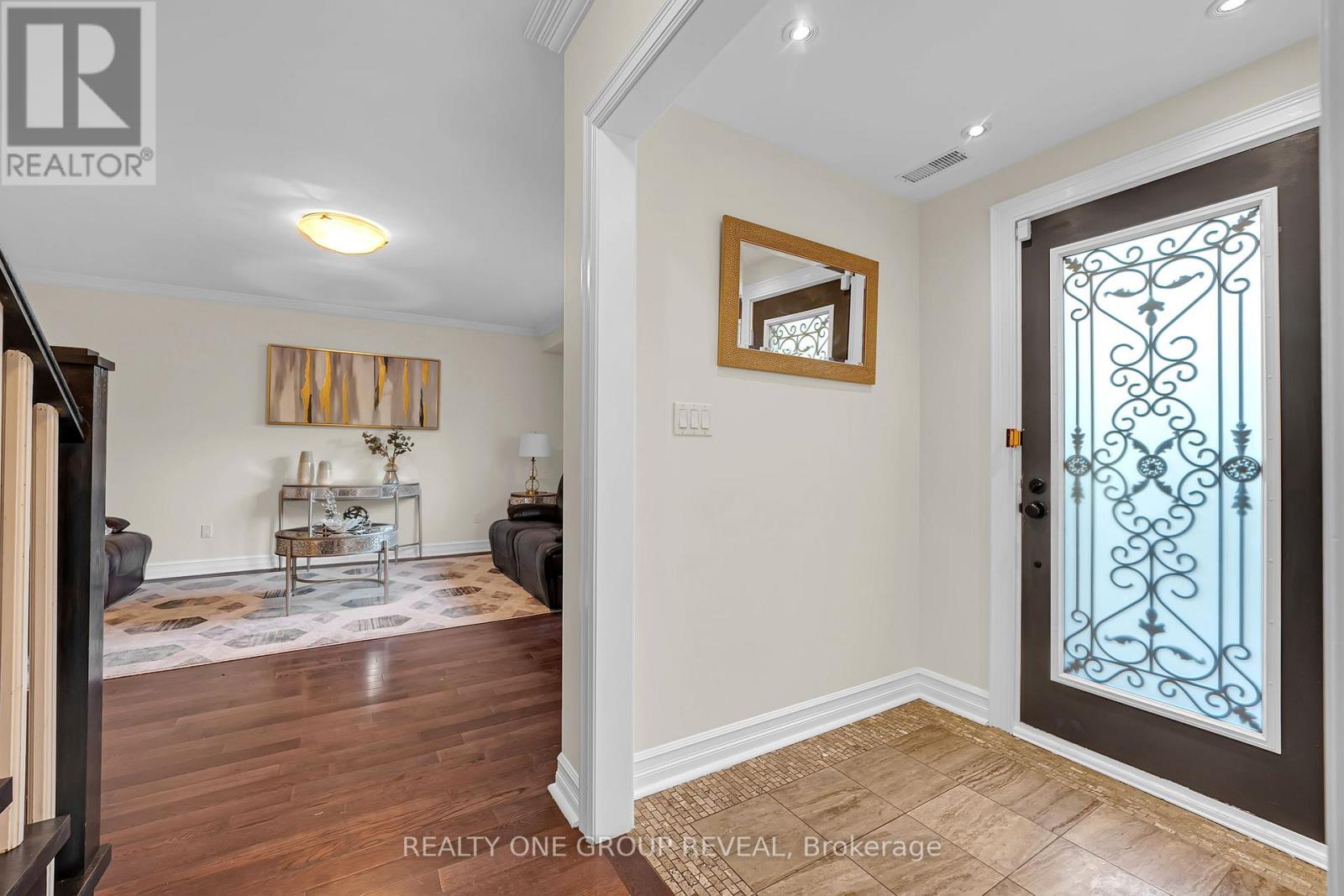 1490 ISLINGTON AVENUE - Image 2