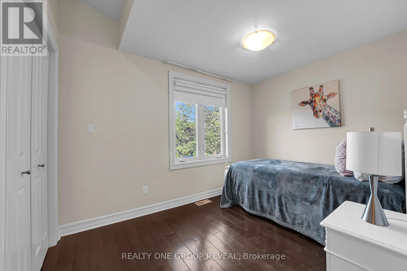 1490 ISLINGTON AVENUE - 43