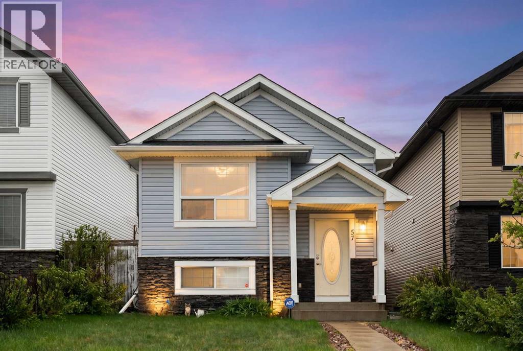 57 Saddlemont Grove NE - 1