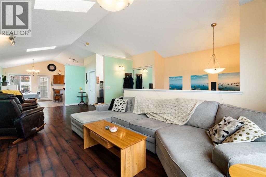 57 Saddlemont Grove NE - 11