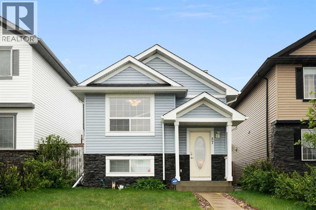 57 Saddlemont Grove NE - Image 2