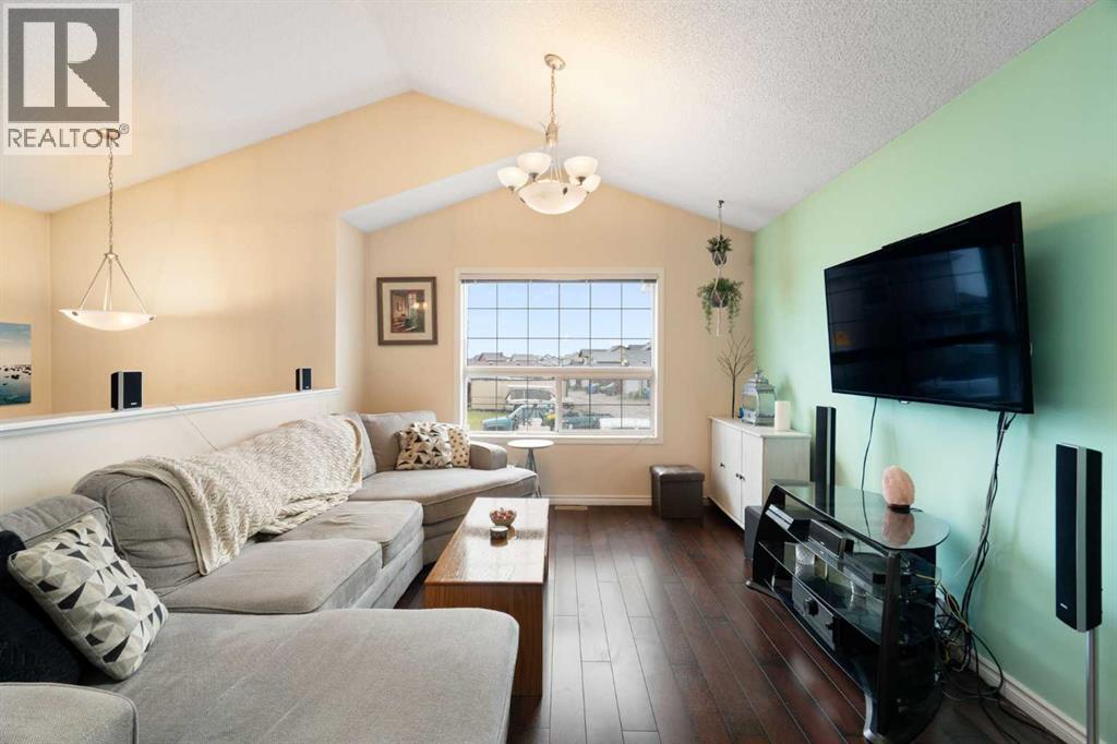 57 Saddlemont Grove NE - 9