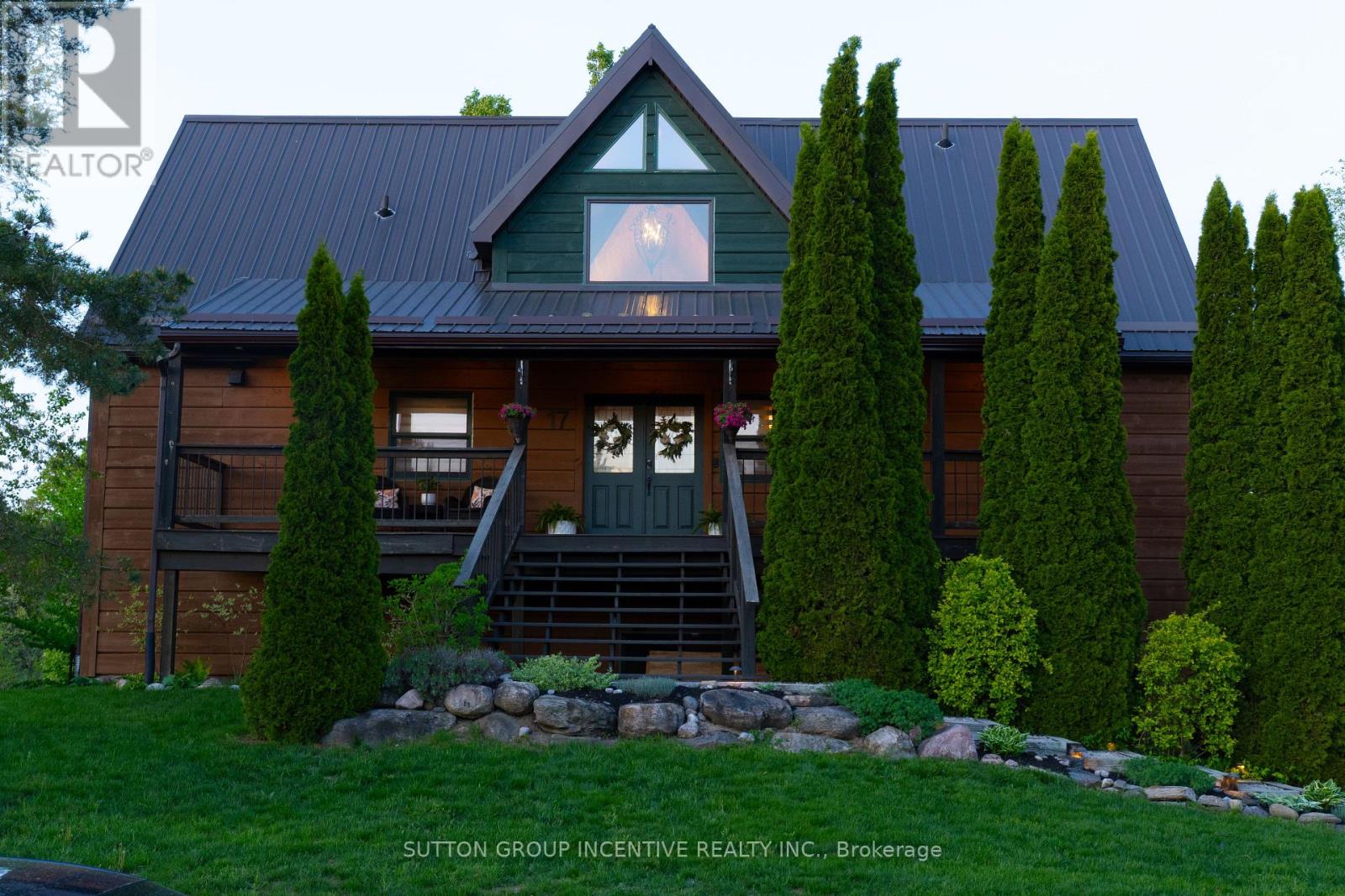 17 BRIDLE PATH - 45