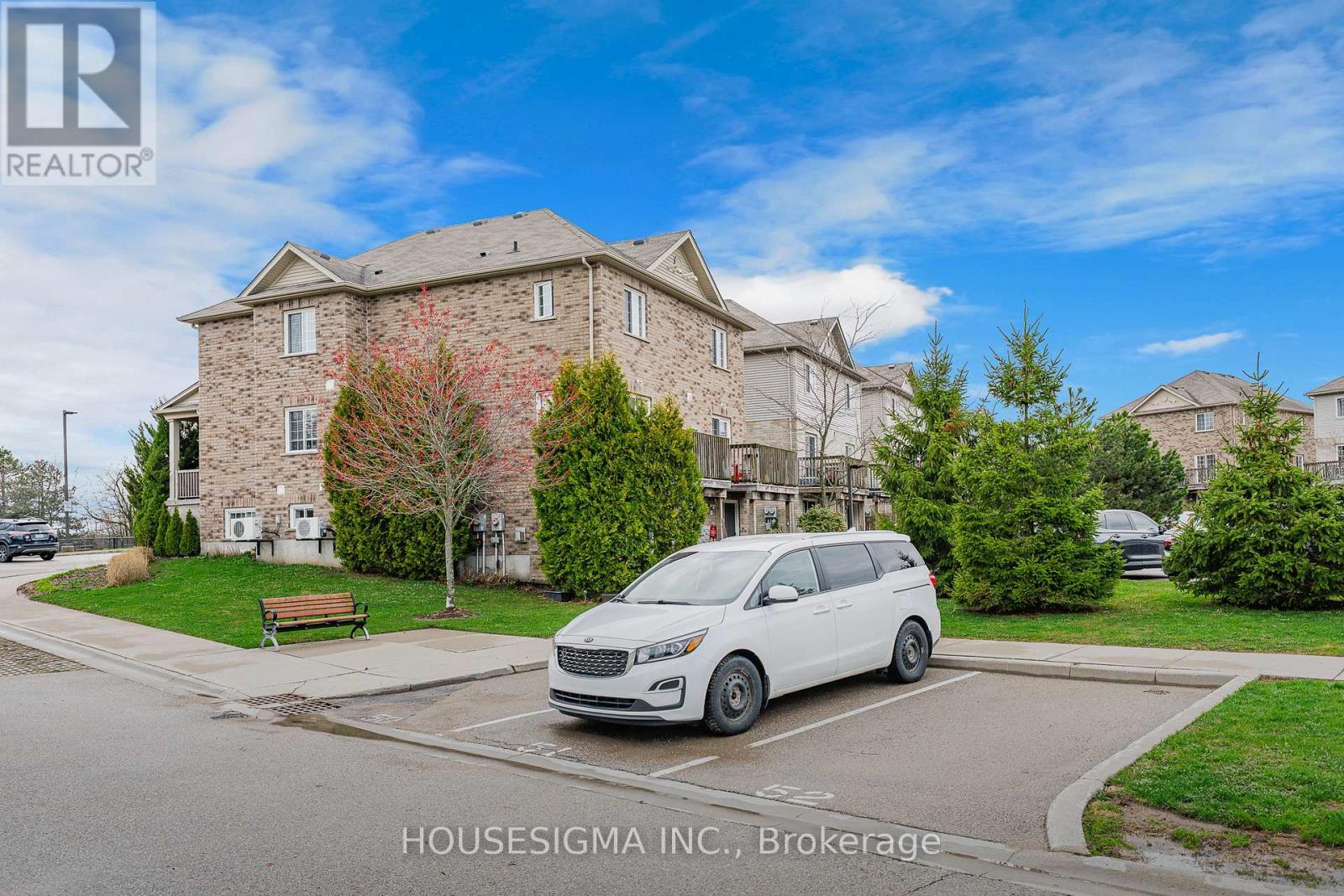 #124 35 MOUNTFORD DRIVE - 37