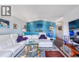 Living room - 1 2740 Stautw Rd, Central Saanich, BC V8M0A8 Photo 7