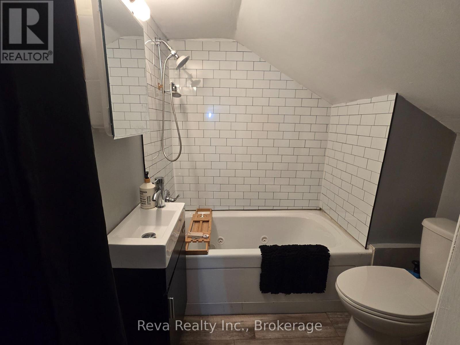 86 YEOMANS STREET - 22