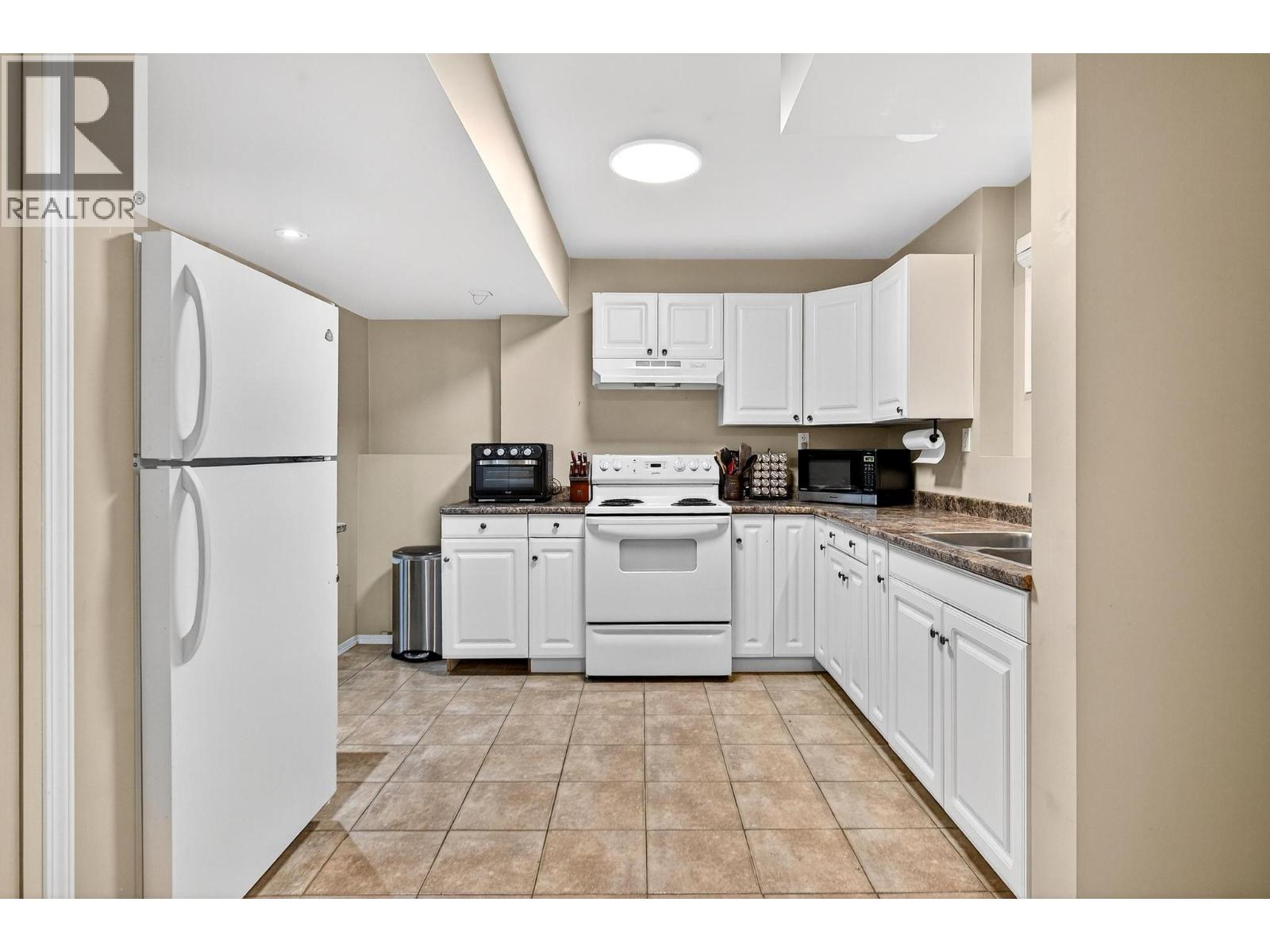  300 Langford Road, Kelowna