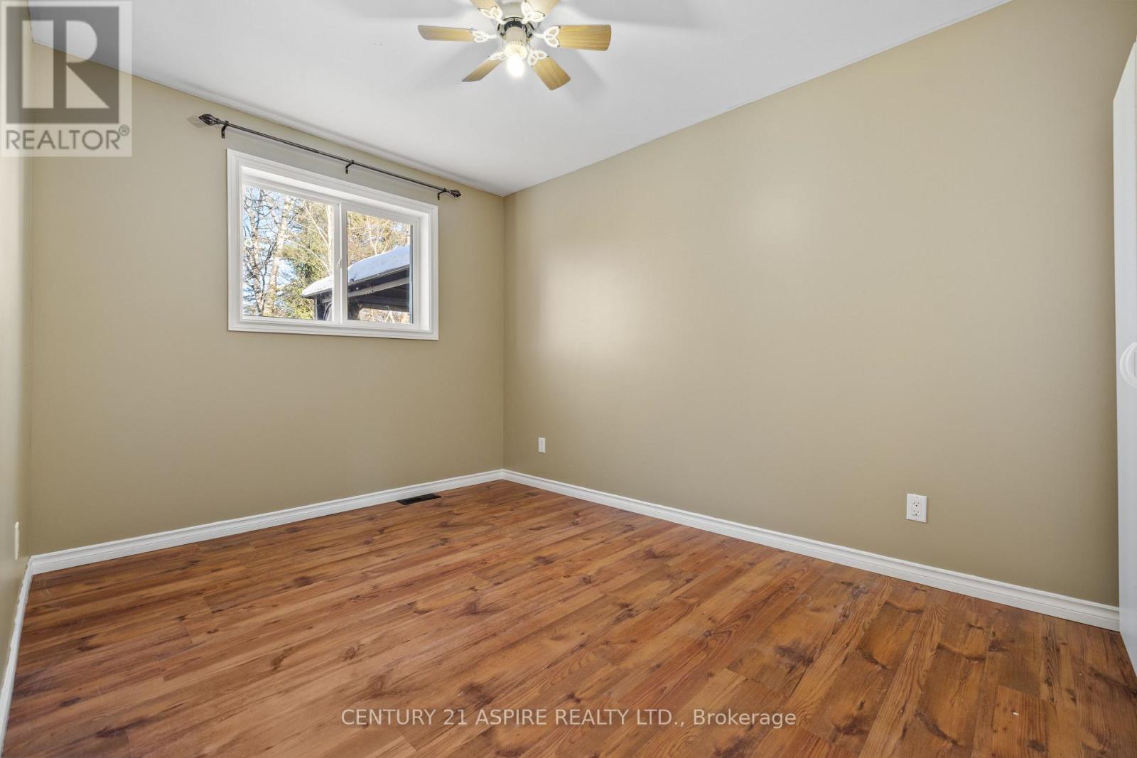 84 SANDY BEACH ROAD - 12