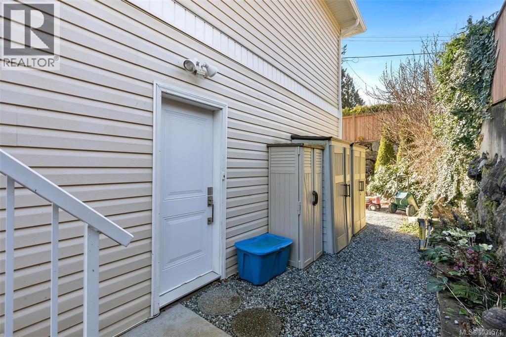 #1 2740 Stautw Rd - 37