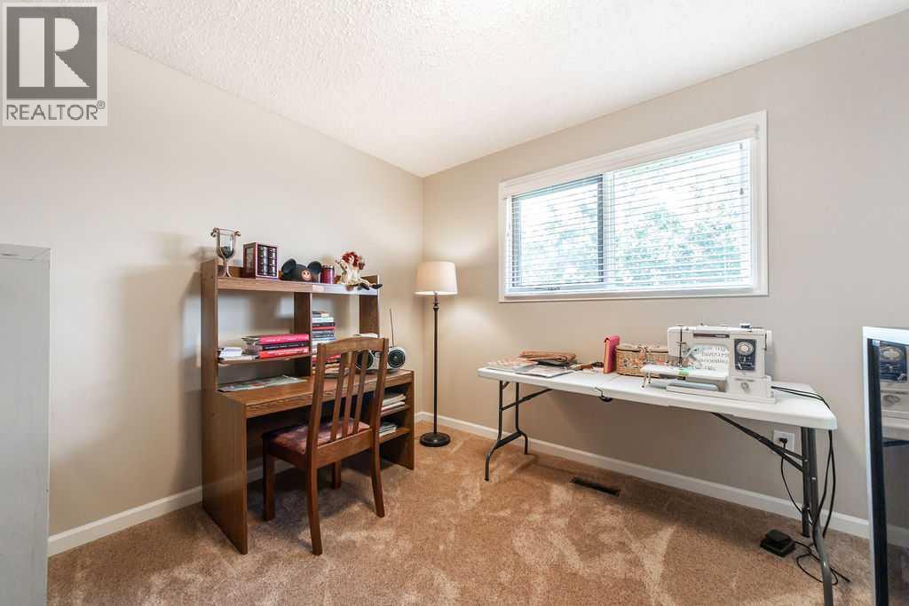 3104 58 Avenue - 16