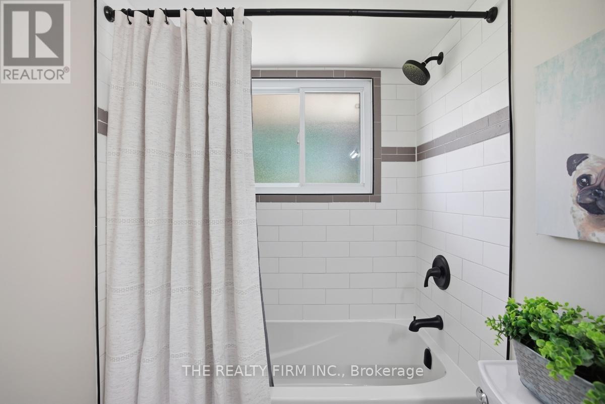 187 BYRON STREET - 22