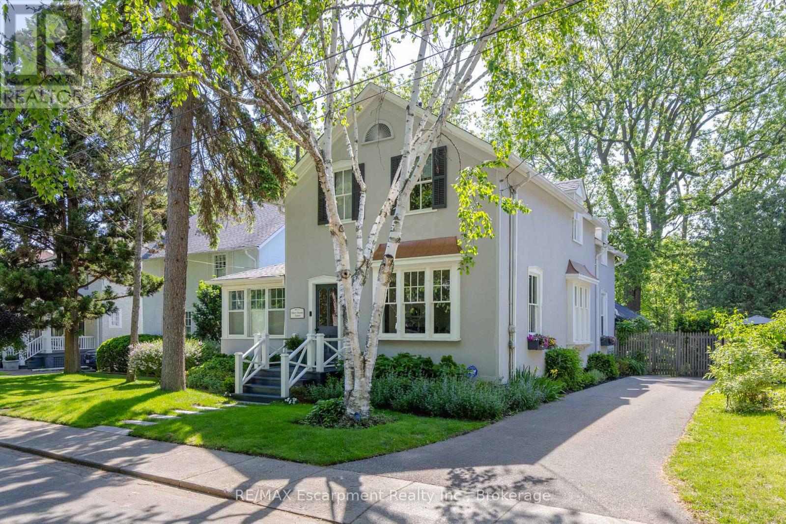332 PALMER AVENUE - Image 2