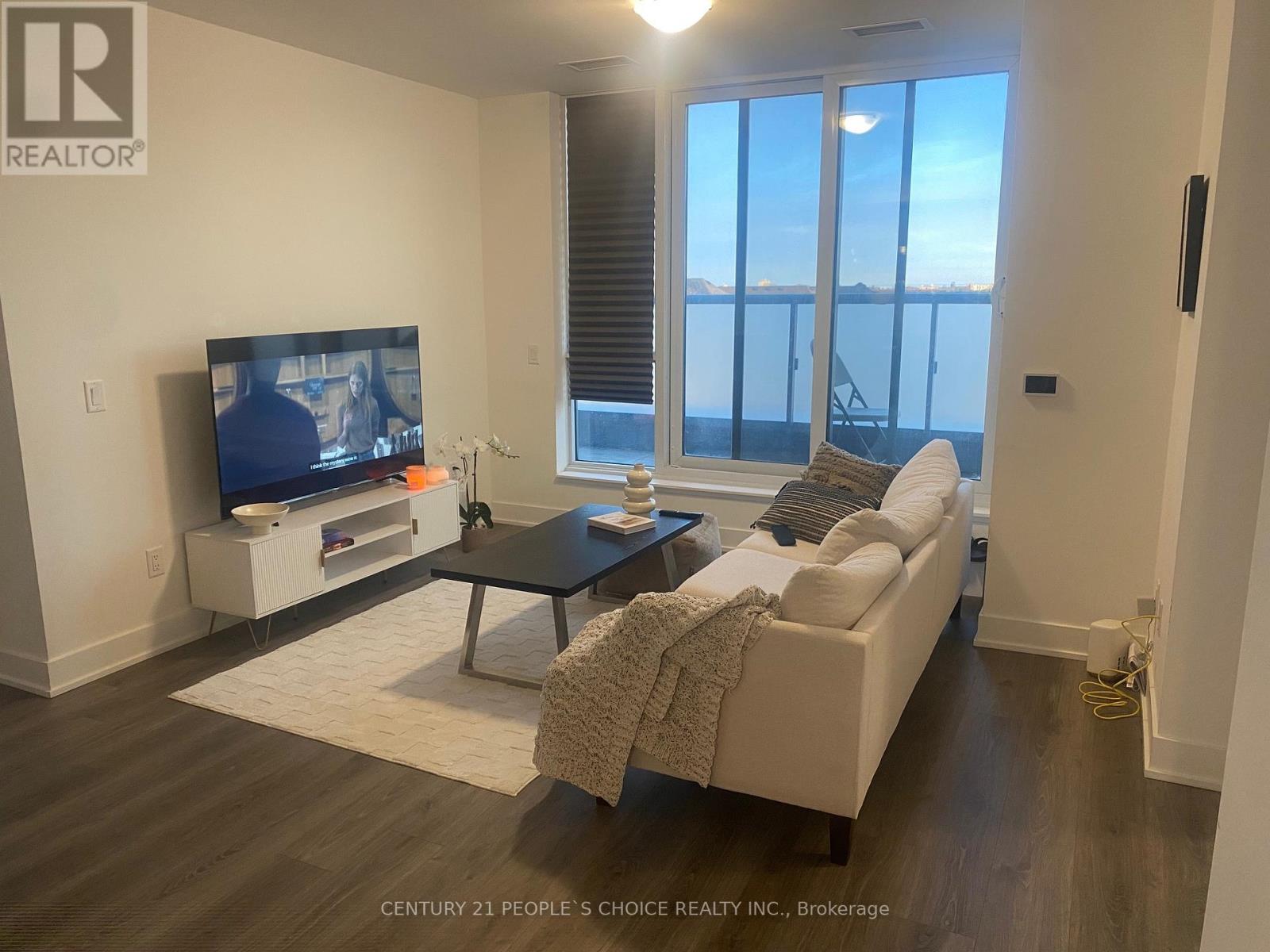 #306 2545 SIMCOE STREET N - 5