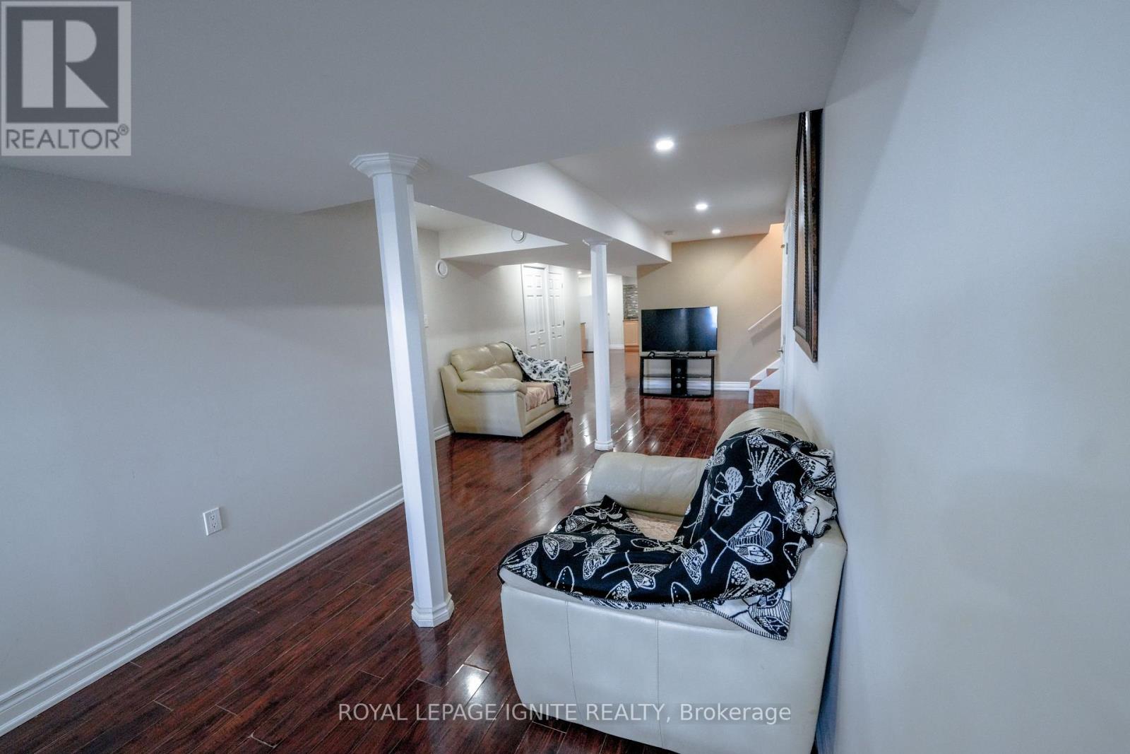 1804 FINKLE DRIVE - 46