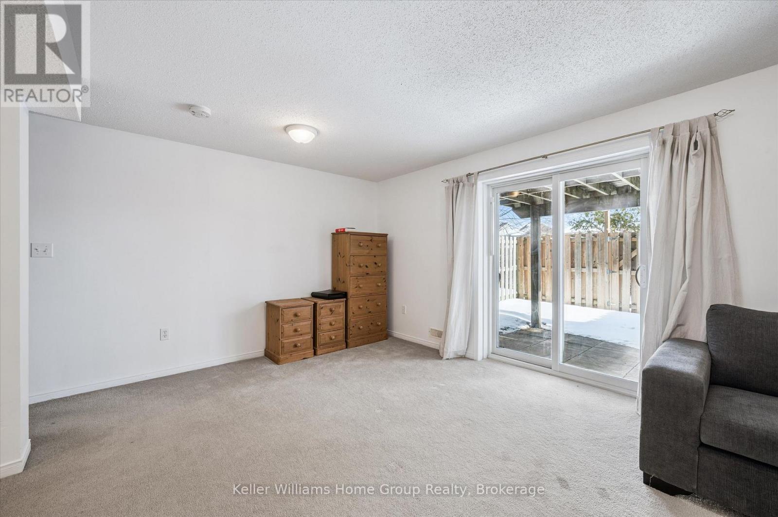 #23 151 CLAIRFIELDS DRIVE E - 24