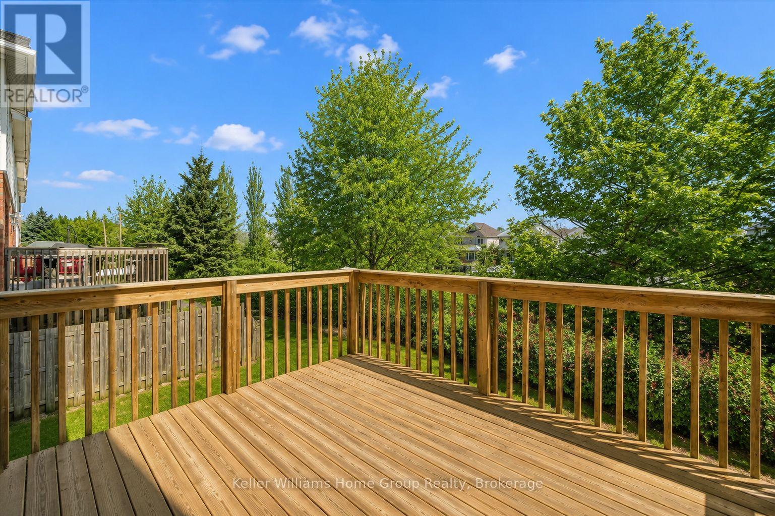 #23 151 CLAIRFIELDS DRIVE E - 32