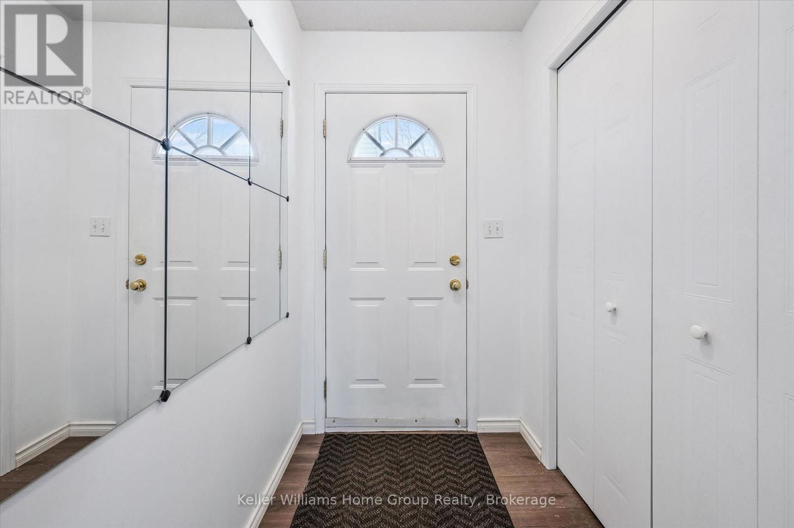 #23 151 CLAIRFIELDS DRIVE E - 4