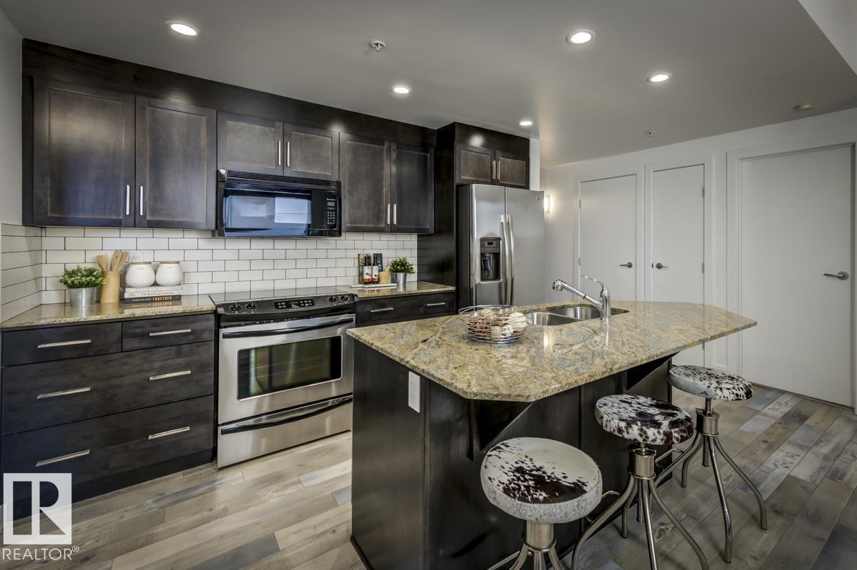 #205 11933 JASPER AV NW - 6