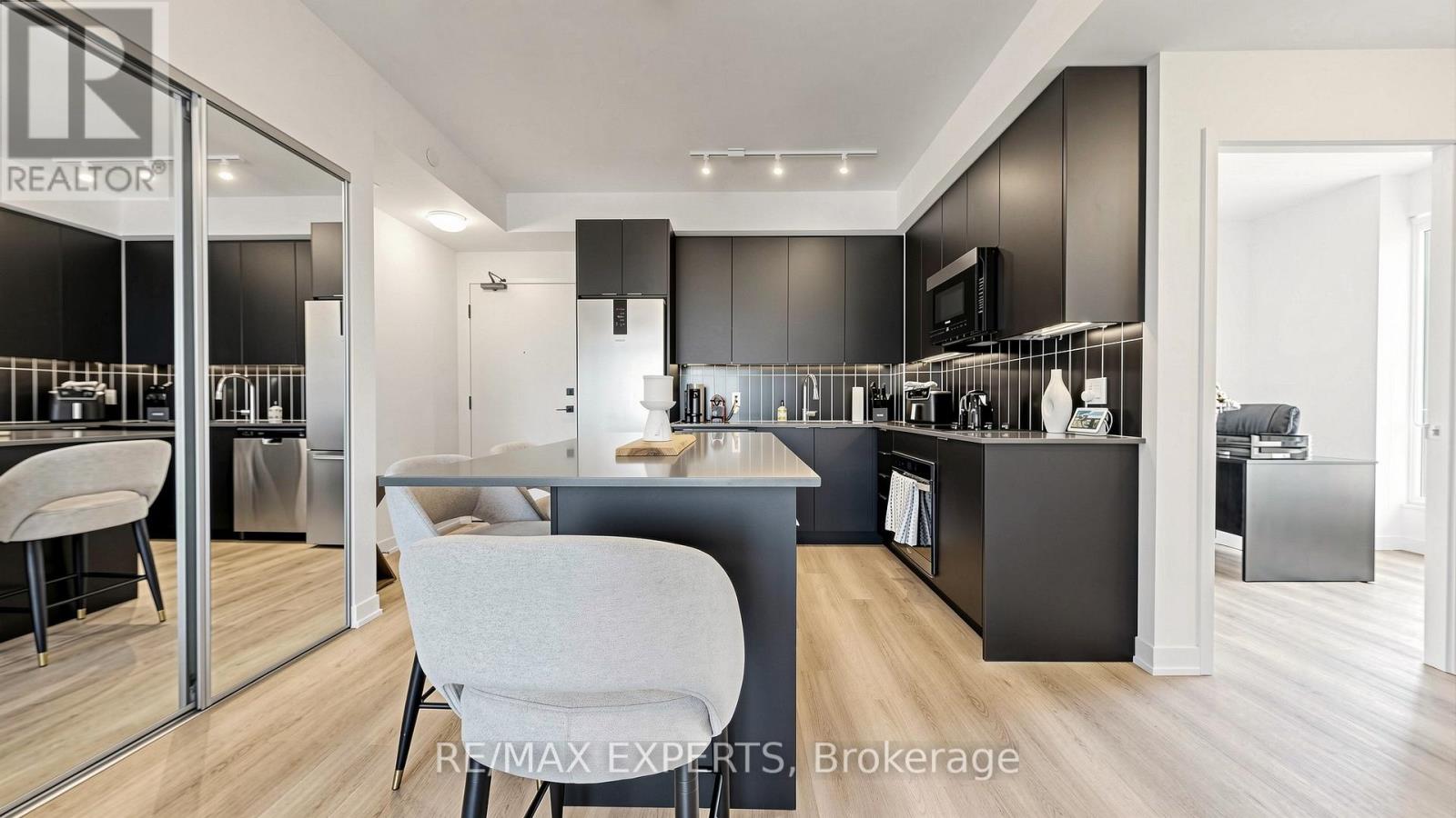 #618 498 CALDARI ROAD - 4
