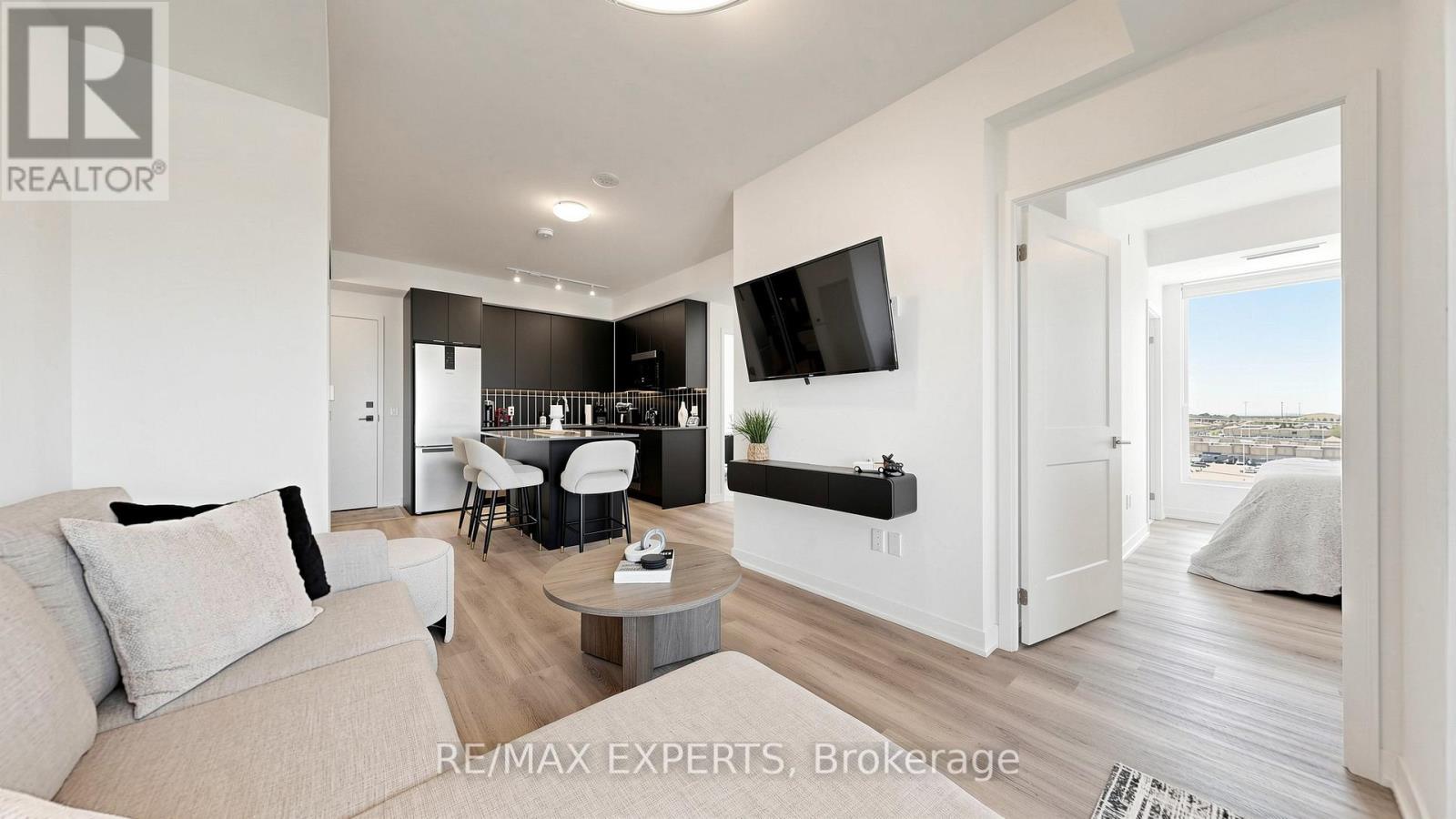 #618 498 CALDARI ROAD - 7