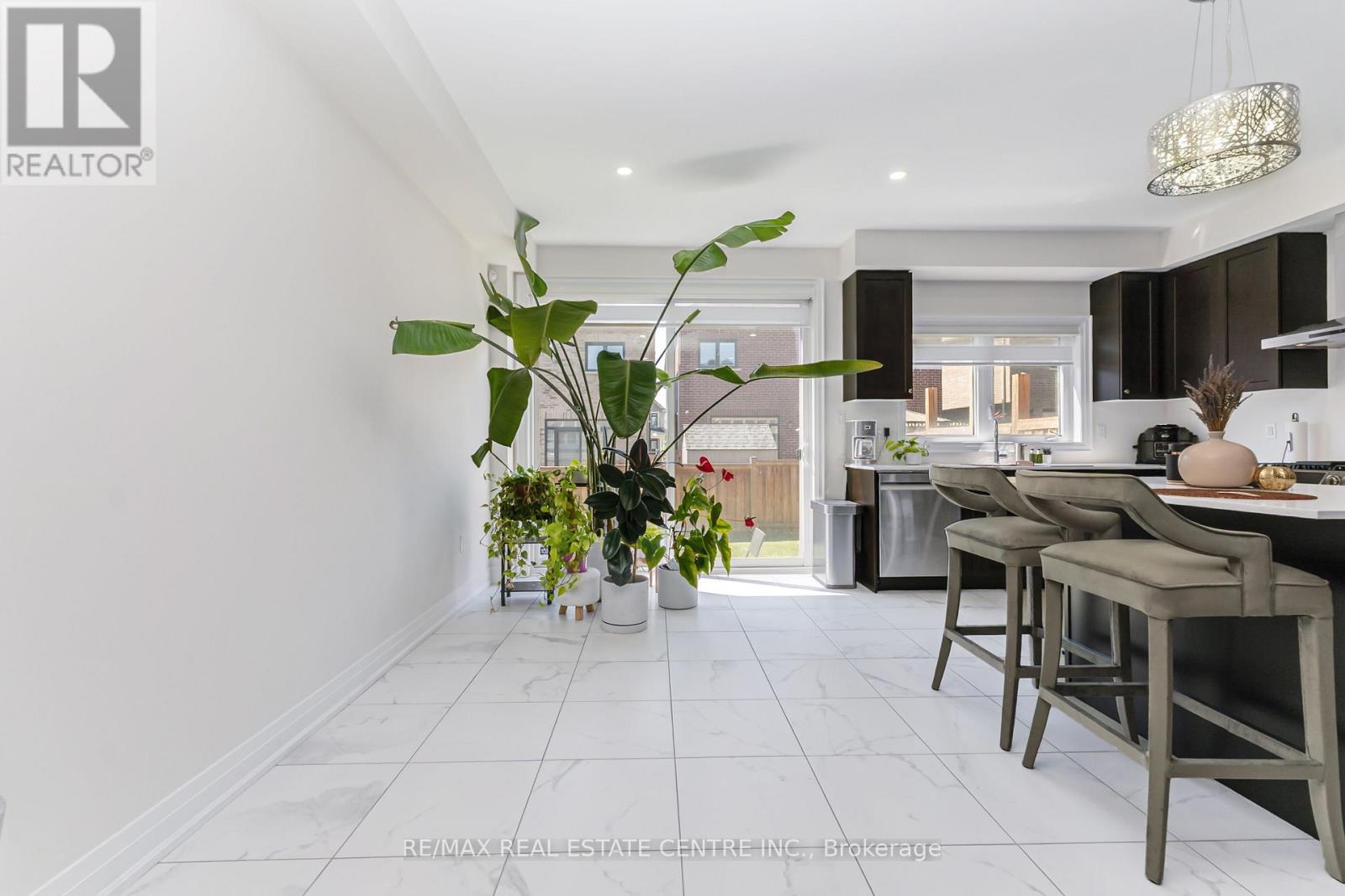 35 LOLLARD WAY - 13