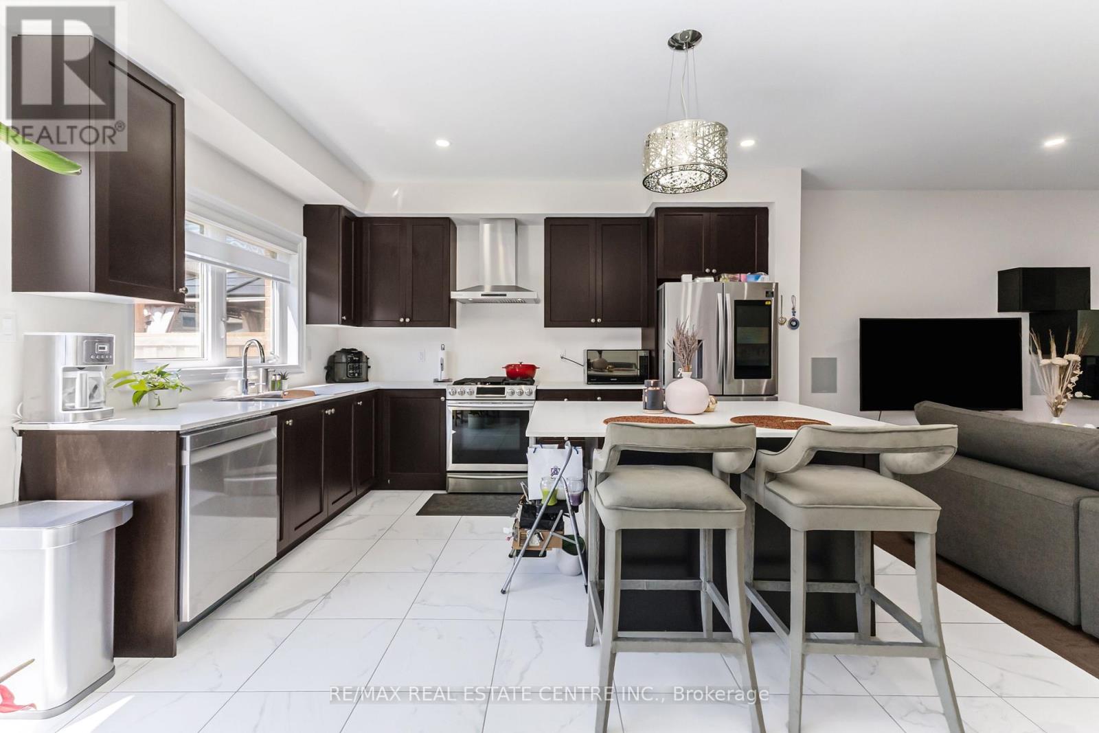 35 LOLLARD WAY - 14