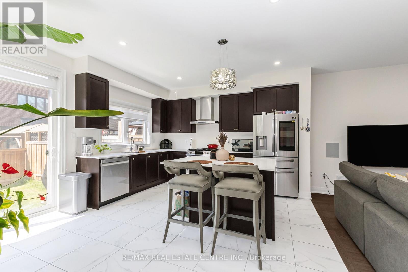35 LOLLARD WAY - 18