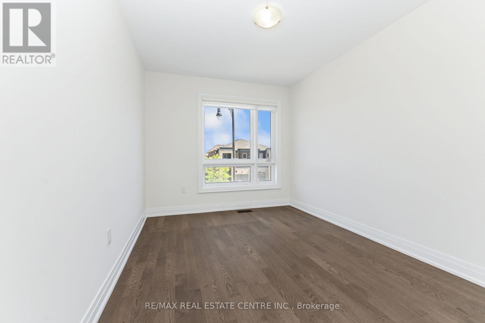 35 LOLLARD WAY - 29