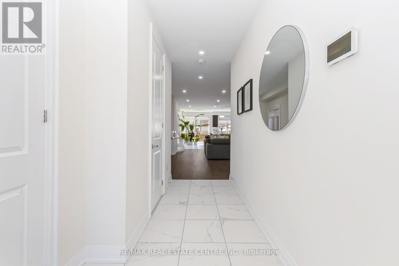 35 LOLLARD WAY - 8