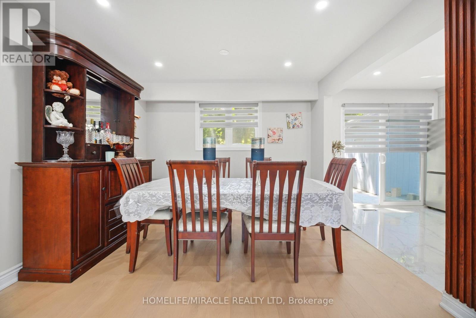 96 BONHAM BOULEVARD - 15