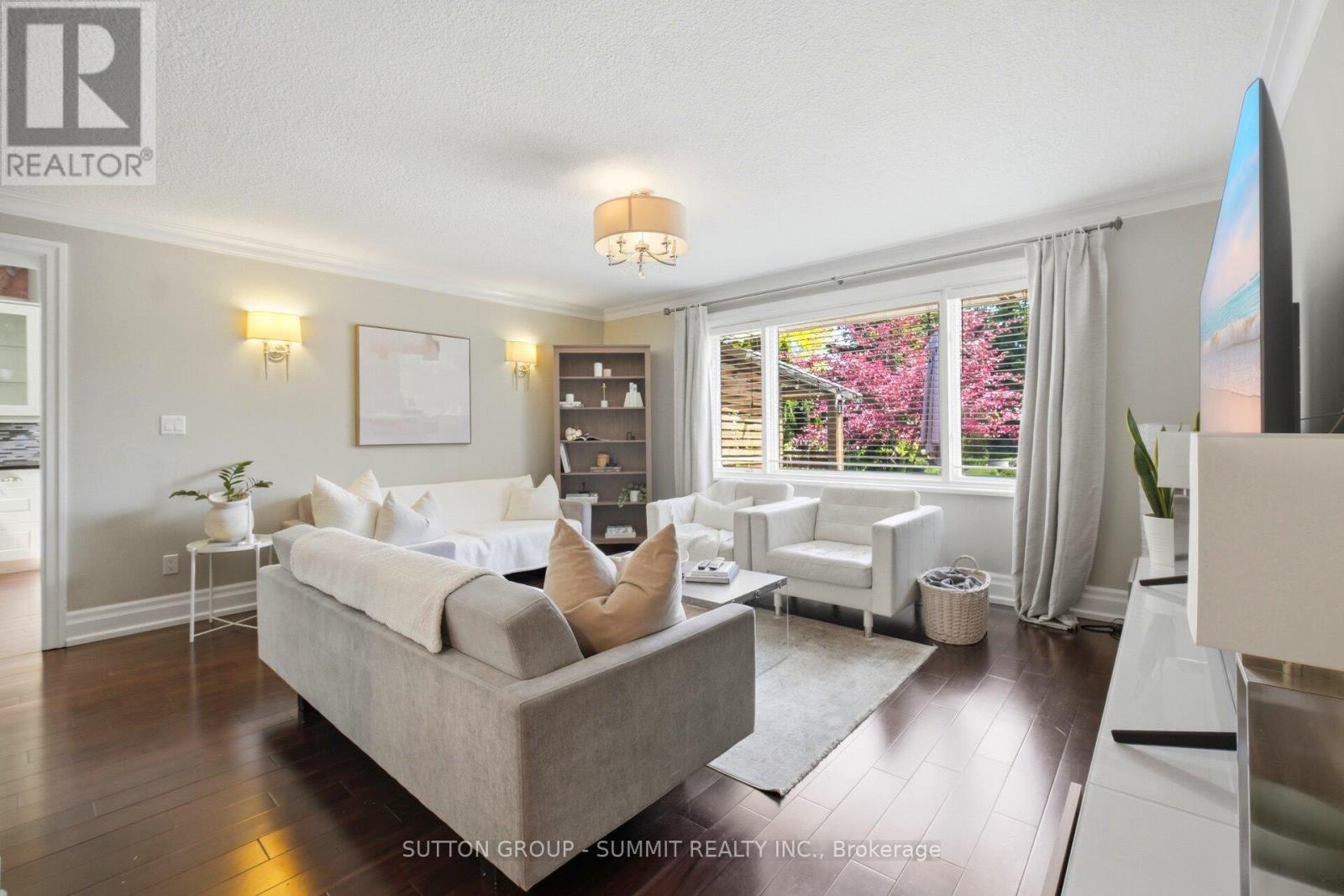 14 PLAINSMAN ROAD - 11