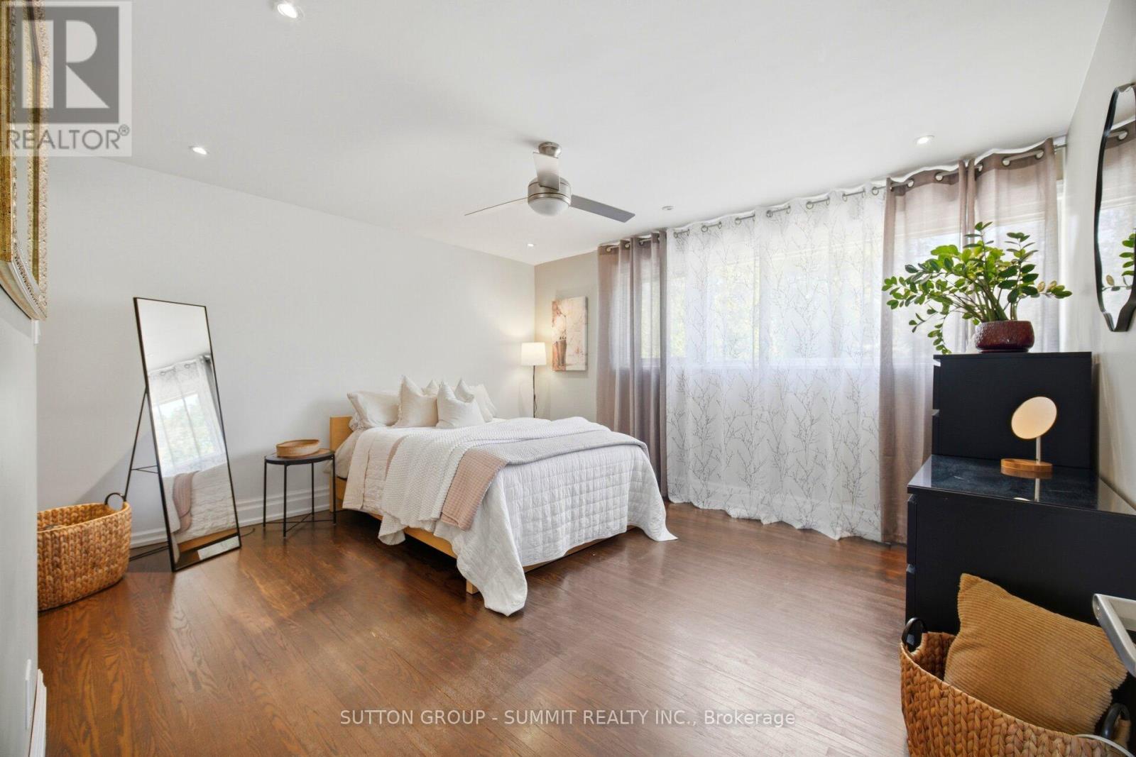 14 PLAINSMAN ROAD - 20