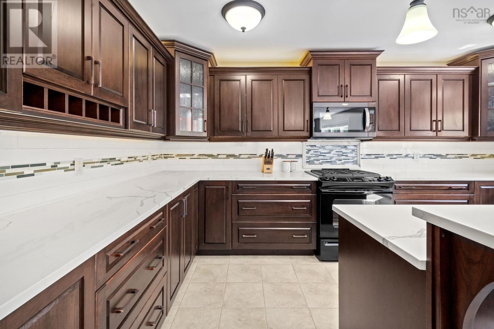 104 Hollyhock Way - 15