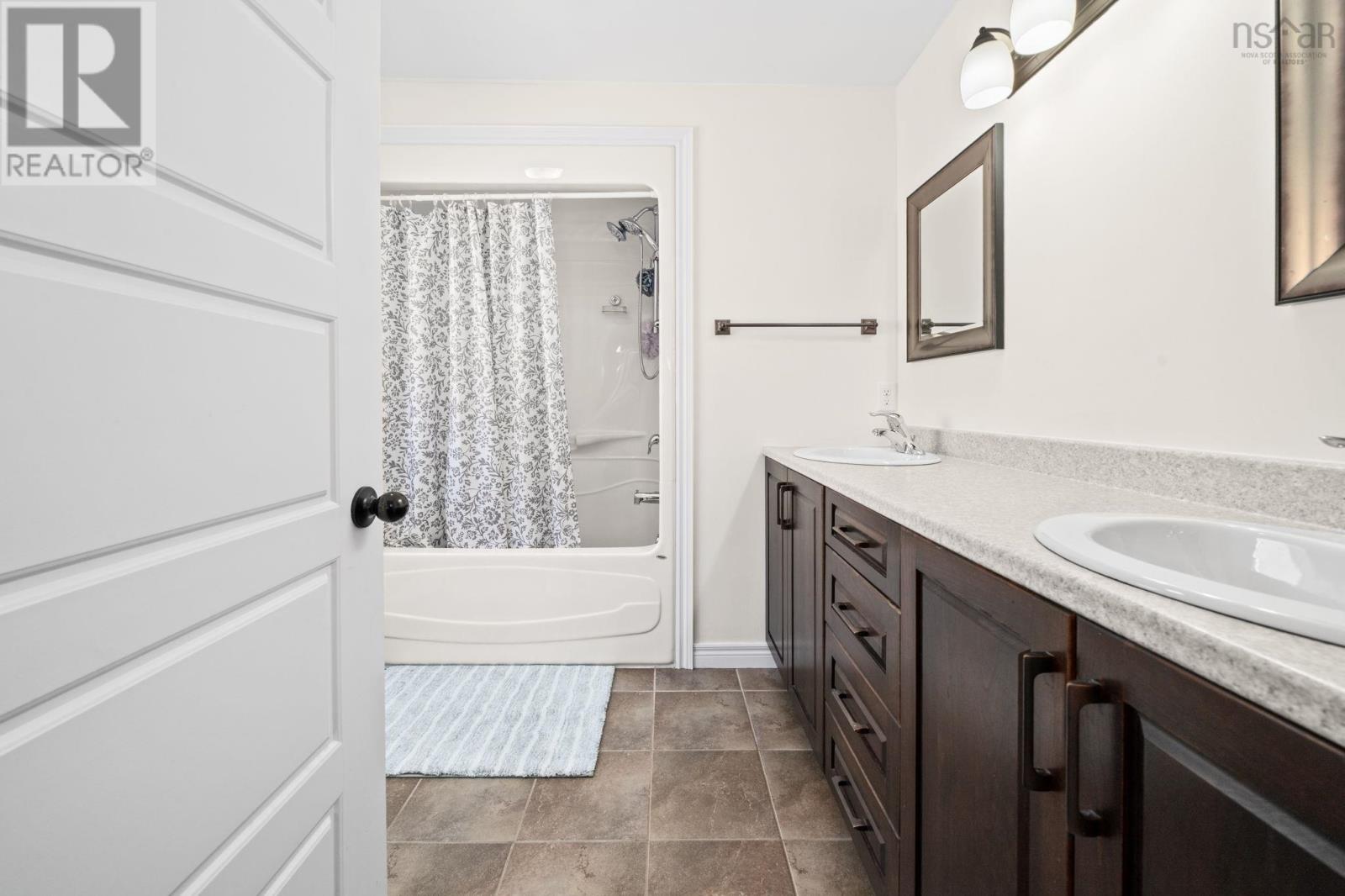 104 Hollyhock Way - 24