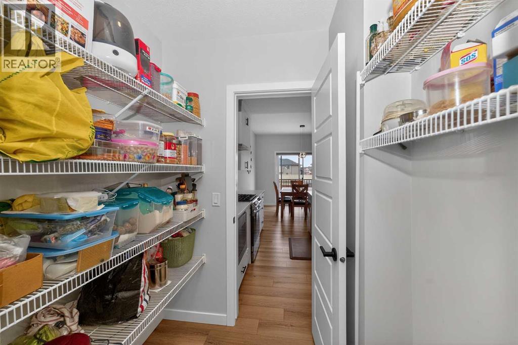 1173 Chinook Gate Bay SW - 15