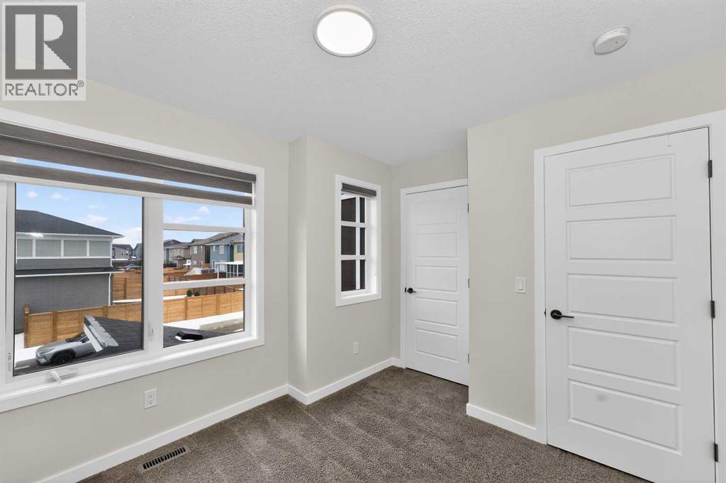 1173 Chinook Gate Bay SW - 30