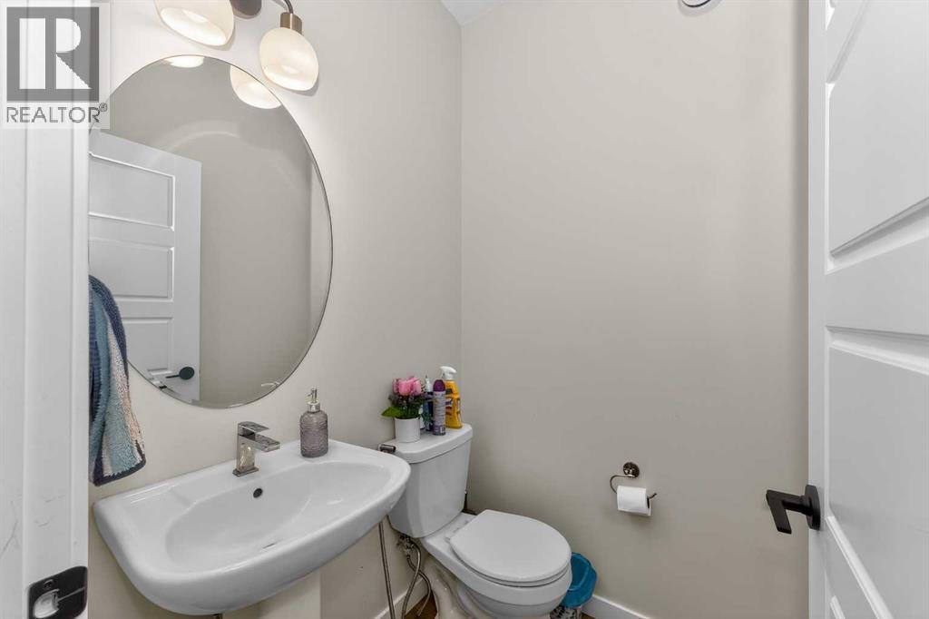 1173 Chinook Gate Bay SW - 36