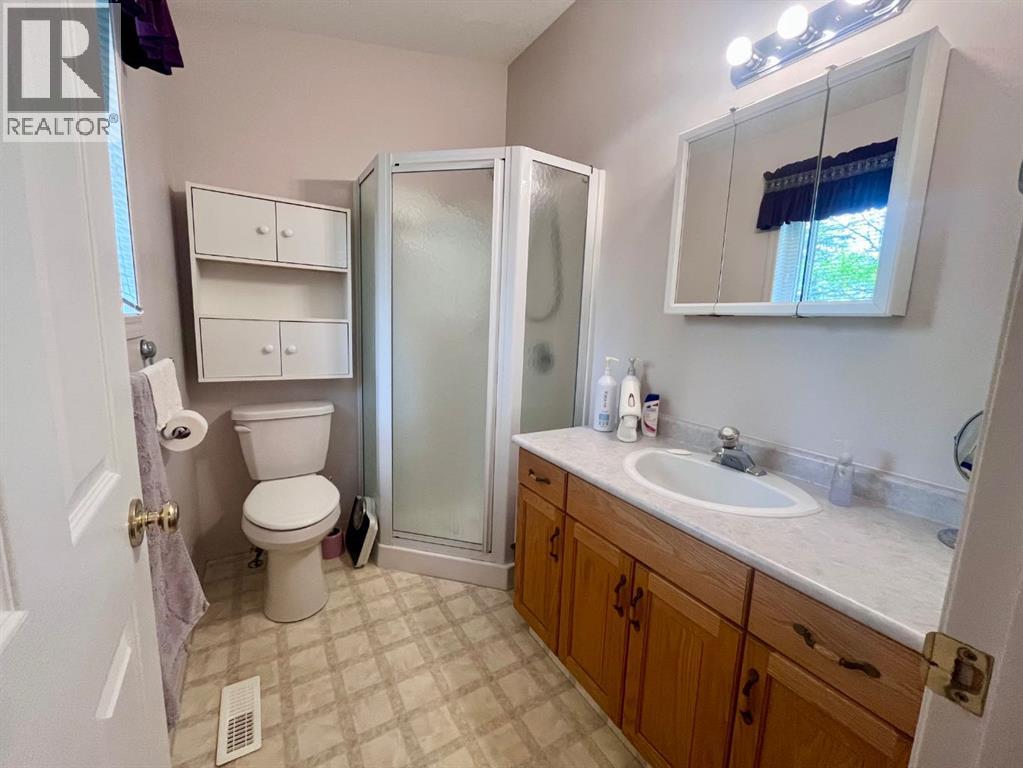 166 Hallam Drive — photo 17