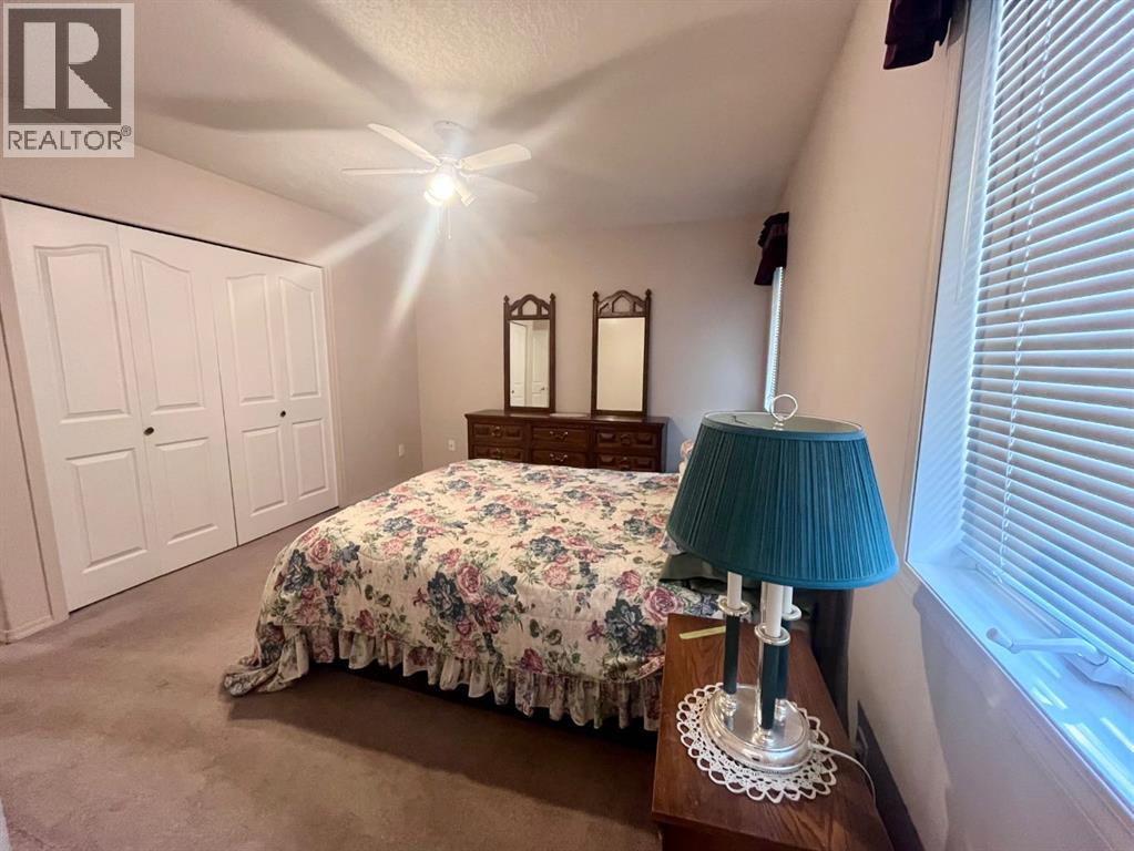 166 Hallam Drive — photo 14