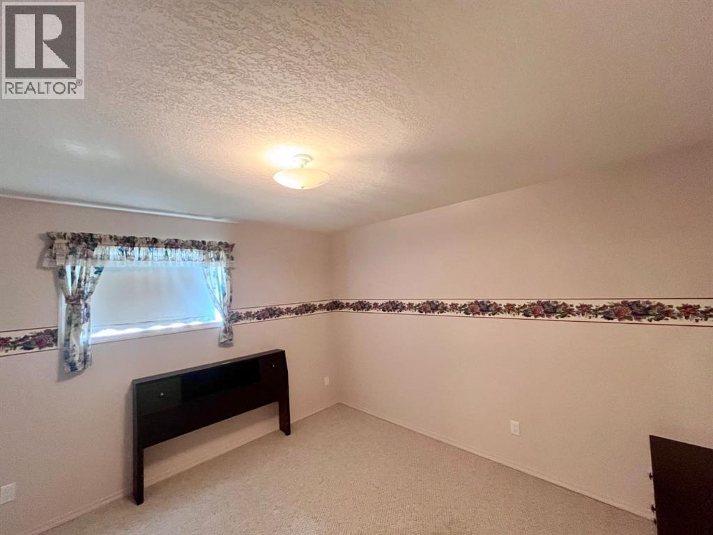 166 Hallam Drive — photo 33
