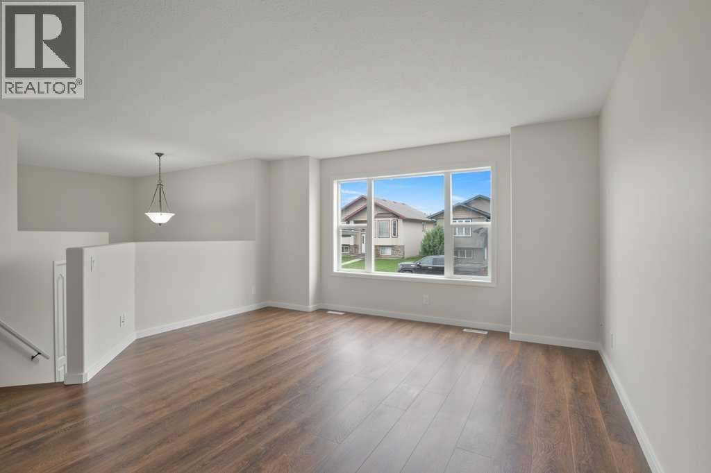 658 Red Oak Close — photo 8