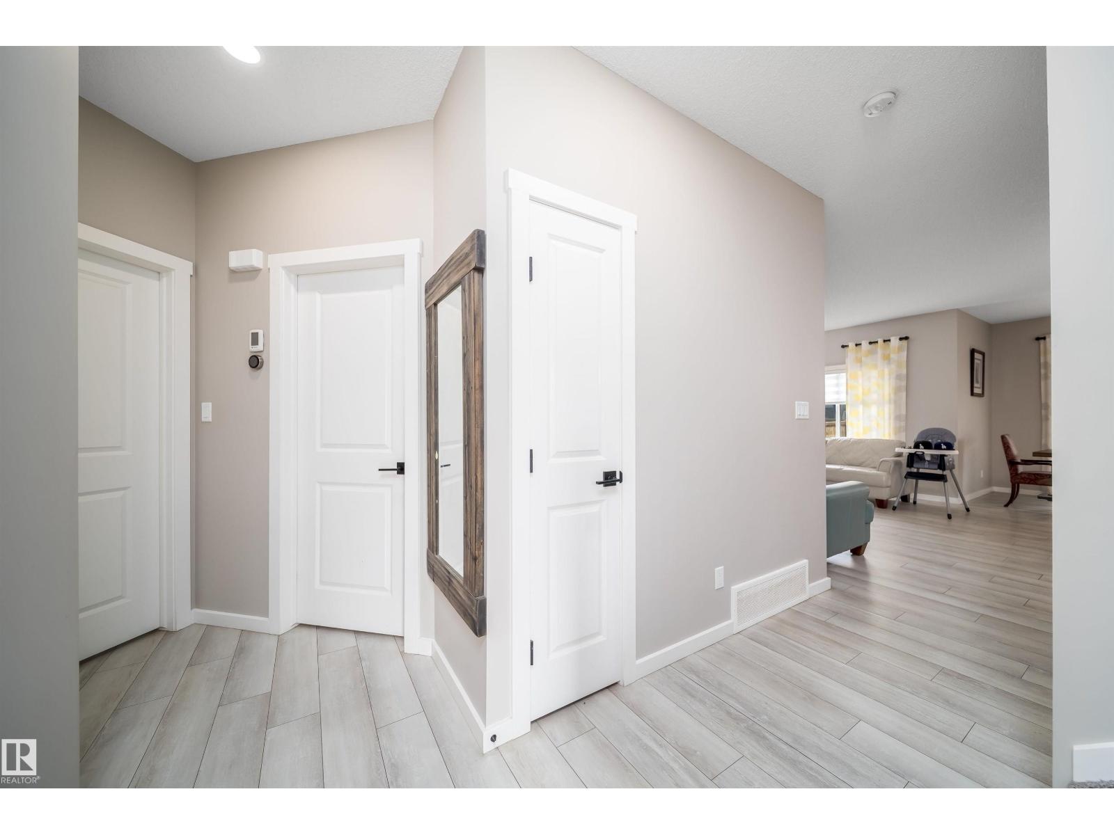 2417 WONNACOTT CT SW - 5